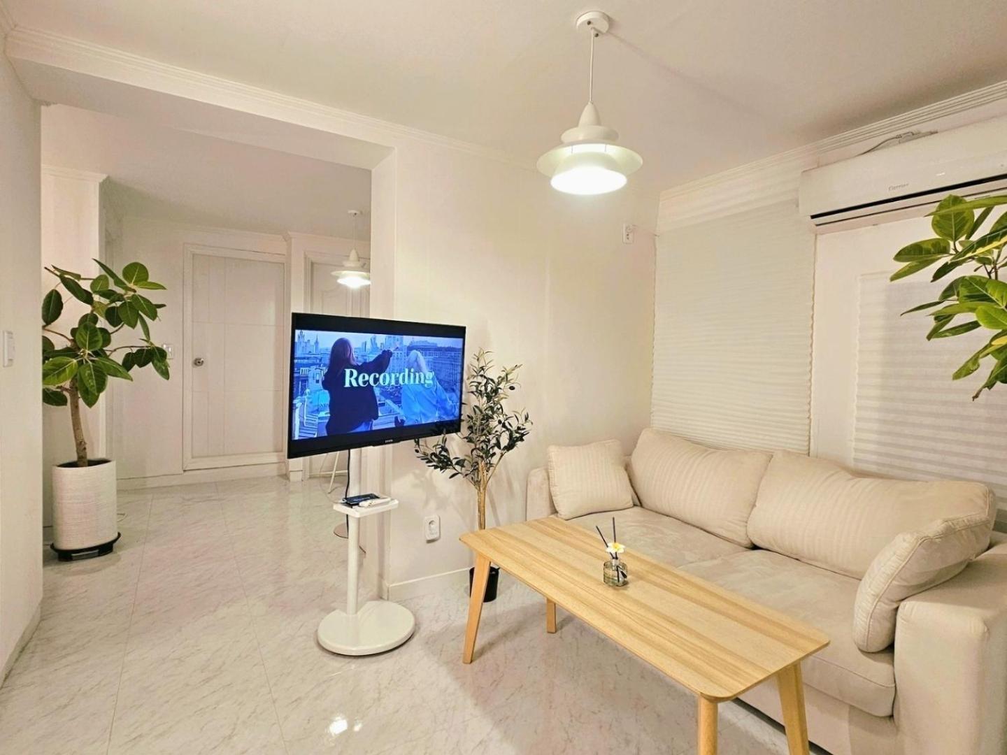 Yeonnam House * Seoul